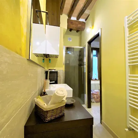Apartment Il Di Claire - Cozy And Charm Siena